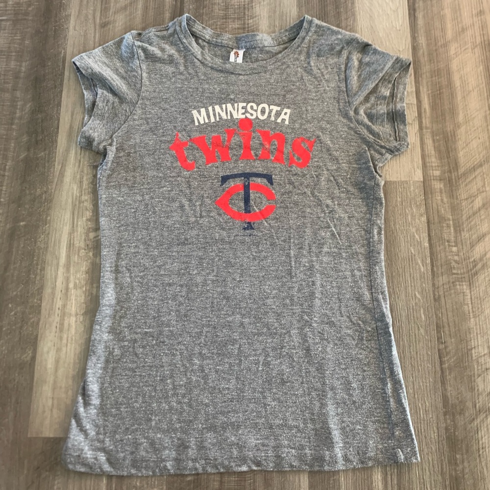 Women’s Minnesota Twins Shirt - Size L